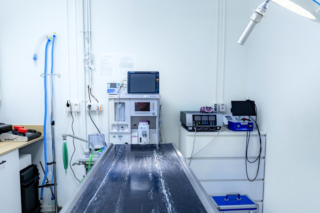 Der bezahlbare Notfall-Tierarzt in Nordholland. Benötigt Ihr Haustier Hilfe? Die Tierklinik Heerhugowaard verfügt über alles!